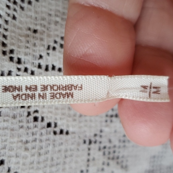 Free People creme blouse  red needlework stripe Lace inset Hi Lo Size medium NWT - Picture 14 of 14